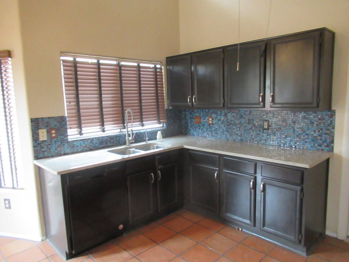 House for rent at 8925 N Palm Brook Dr, Tucson, AZ 85743