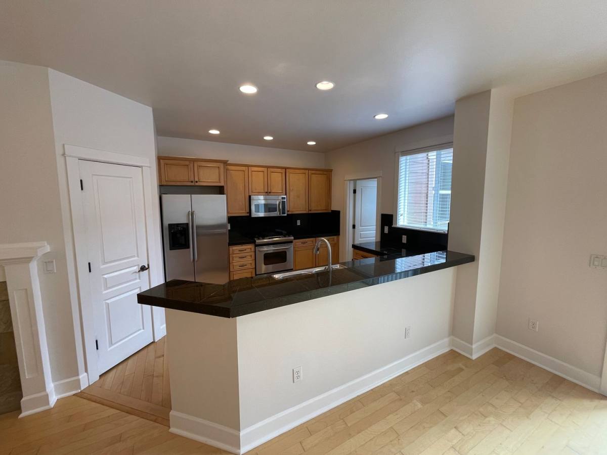 Townhouse for rent at 918 SW Vantage Point Way, Bend, OR 97702