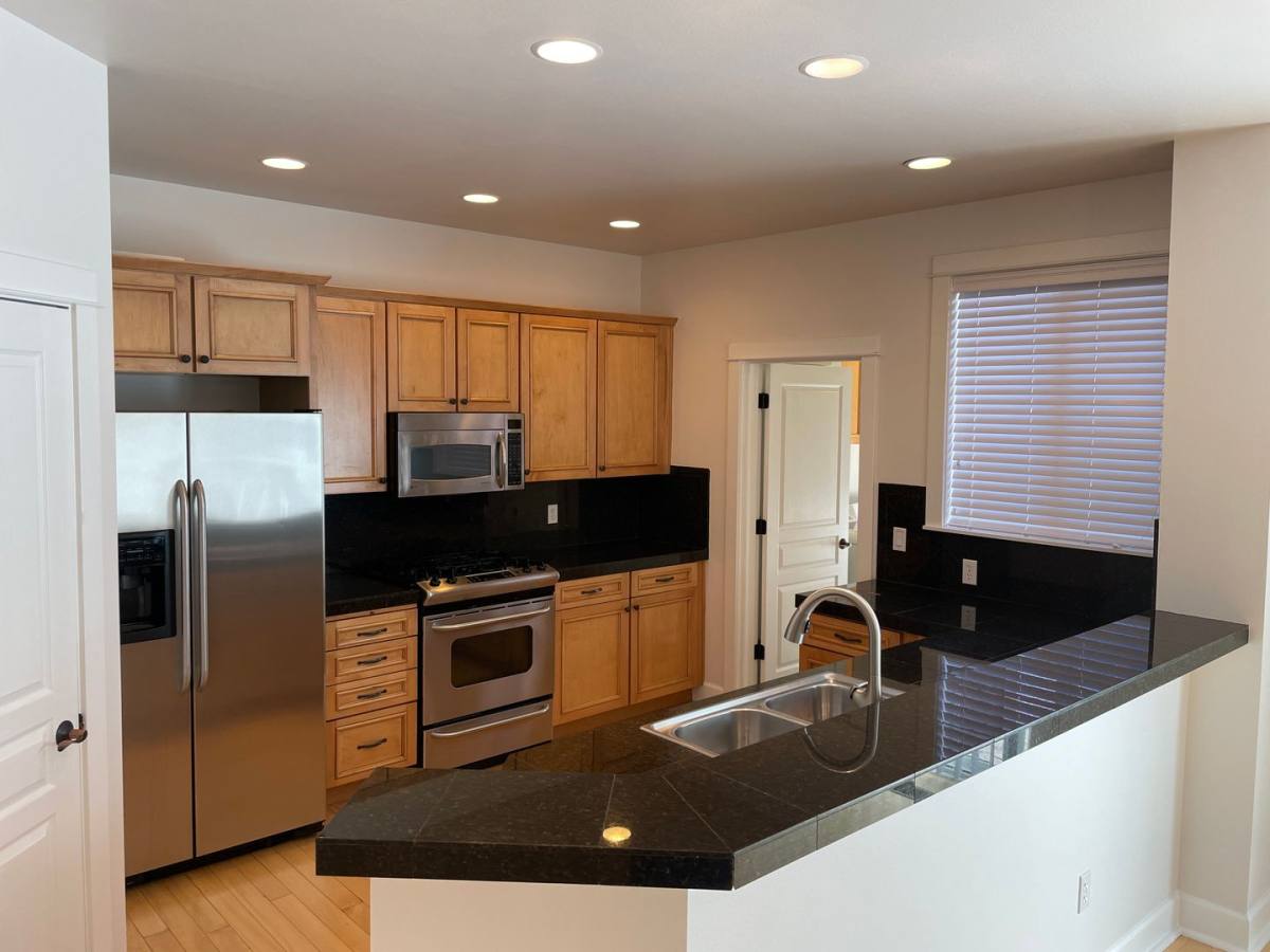 Townhouse for rent at 918 SW Vantage Point Way, Bend, OR 97702