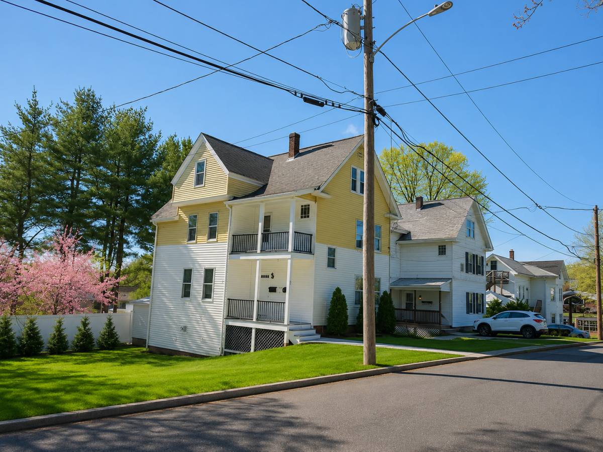 Apartment for rent at 5 Madison St, Marlborough, MA 01752