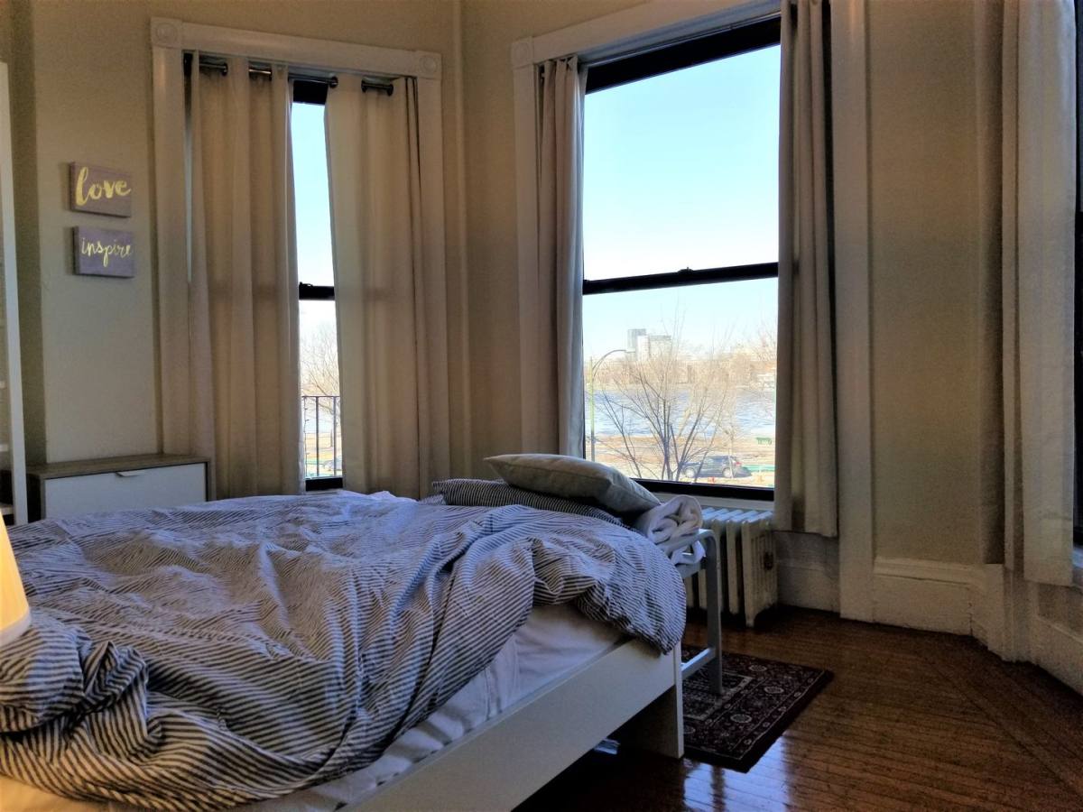 Apartment for rent at 41 Bay State Rd #4, Boston, MA 02215