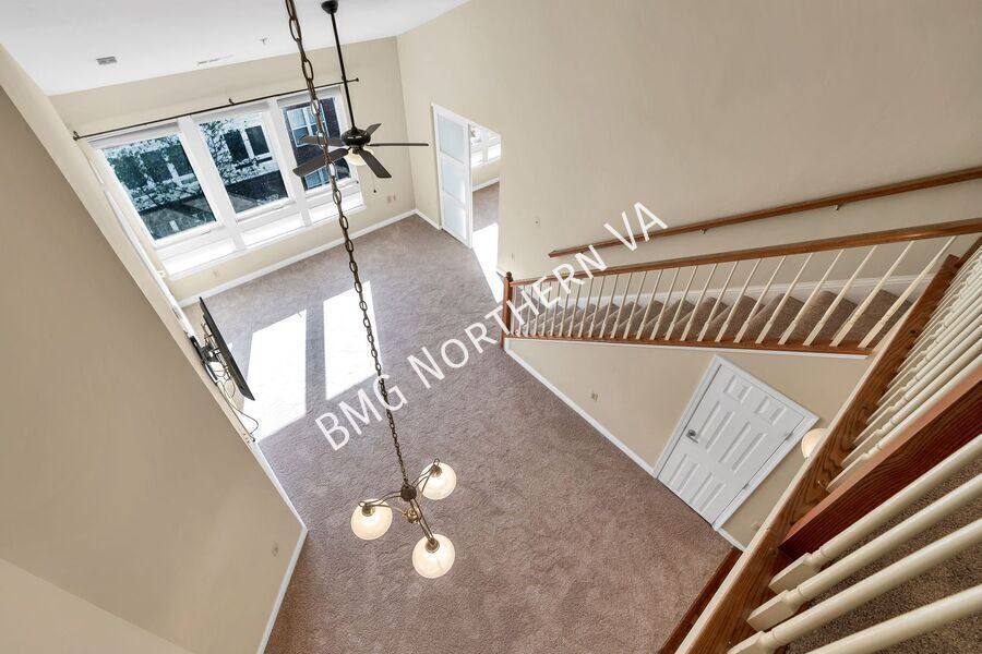 House for rent at 801 Greenbrier St, S #422, Arlington, VA 22204