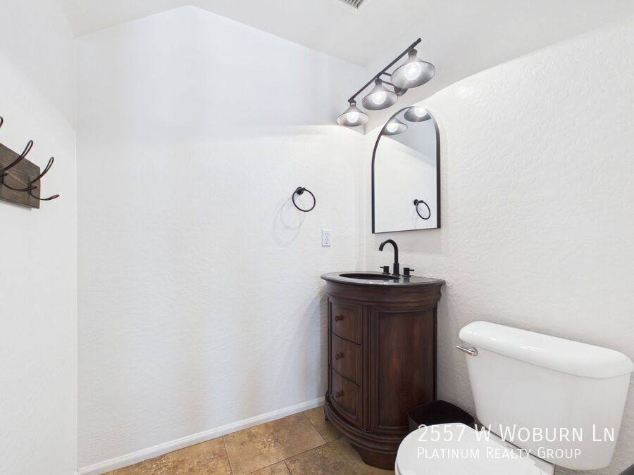 House for rent at 2557 W Woburn Lane, Phoenix, AZ 85085