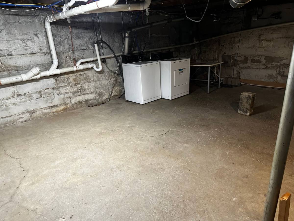 House for rent at 514 S Washington St, Bloomington, IN 47401