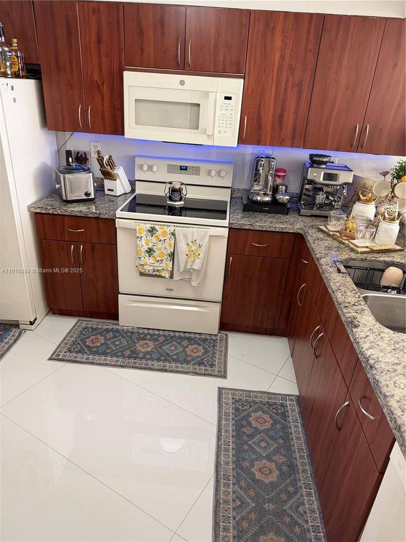Townhouse for rent at 13198 SW 10th Terrace, Miami, FL 33184