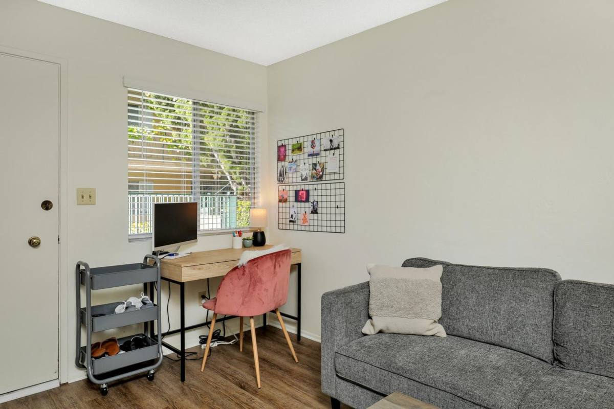 Apartment for rent at 1551 Chalcedony St, San Diego, CA 92109