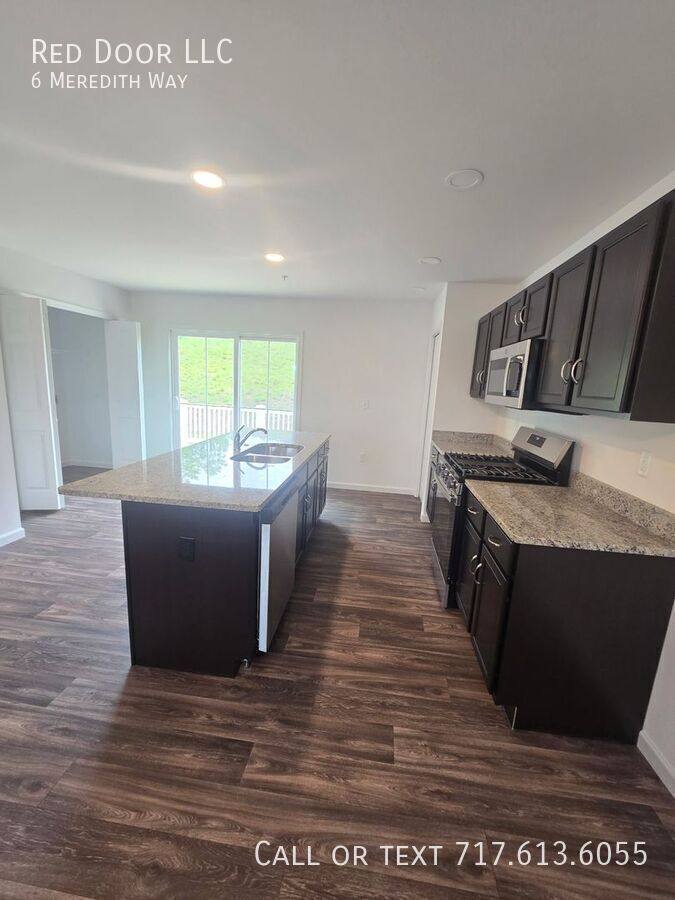 House for rent at 6 Meredith Way, Carlisle, PA 17013