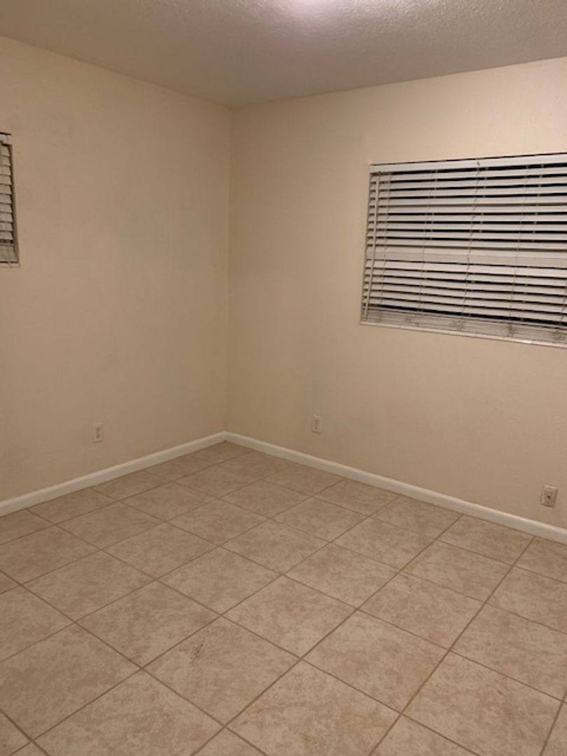 House for rent at 7978 Renault Dr, Jacksonville, FL 32244