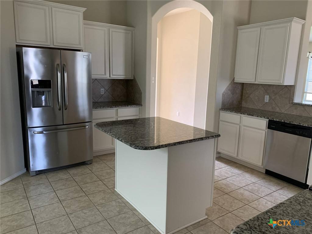 Apartment for rent at 1218 Iron Glen Dr, Temple, TX 76502