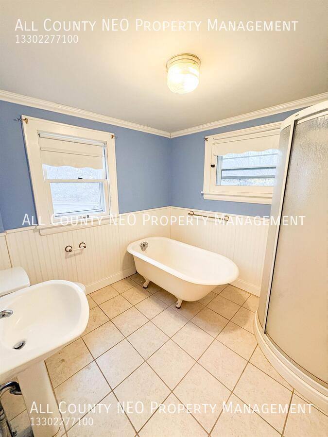 House for rent at 1051 Brown St, Akron, OH 44301