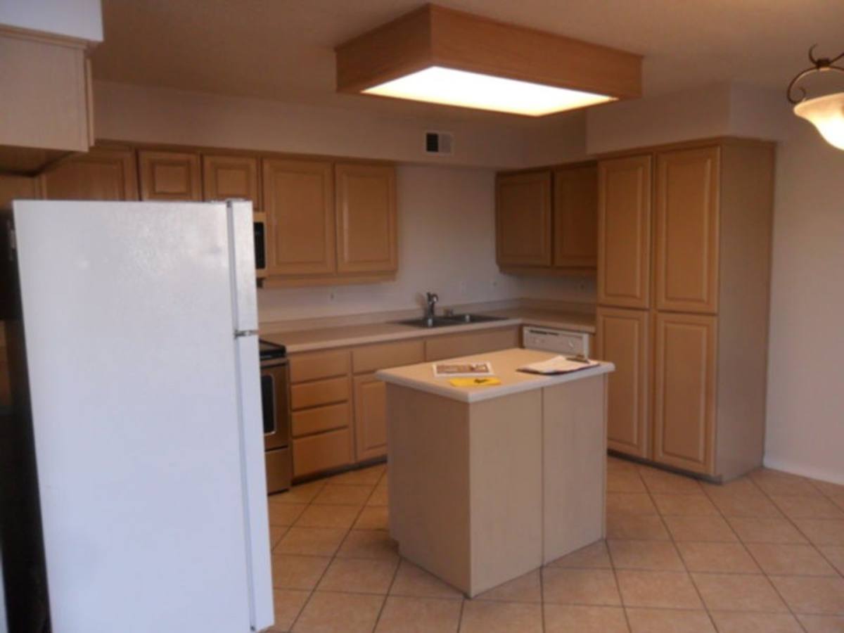 Townhouse for rent at 6605 St Josephs NW, Albuquerque, NM 87120