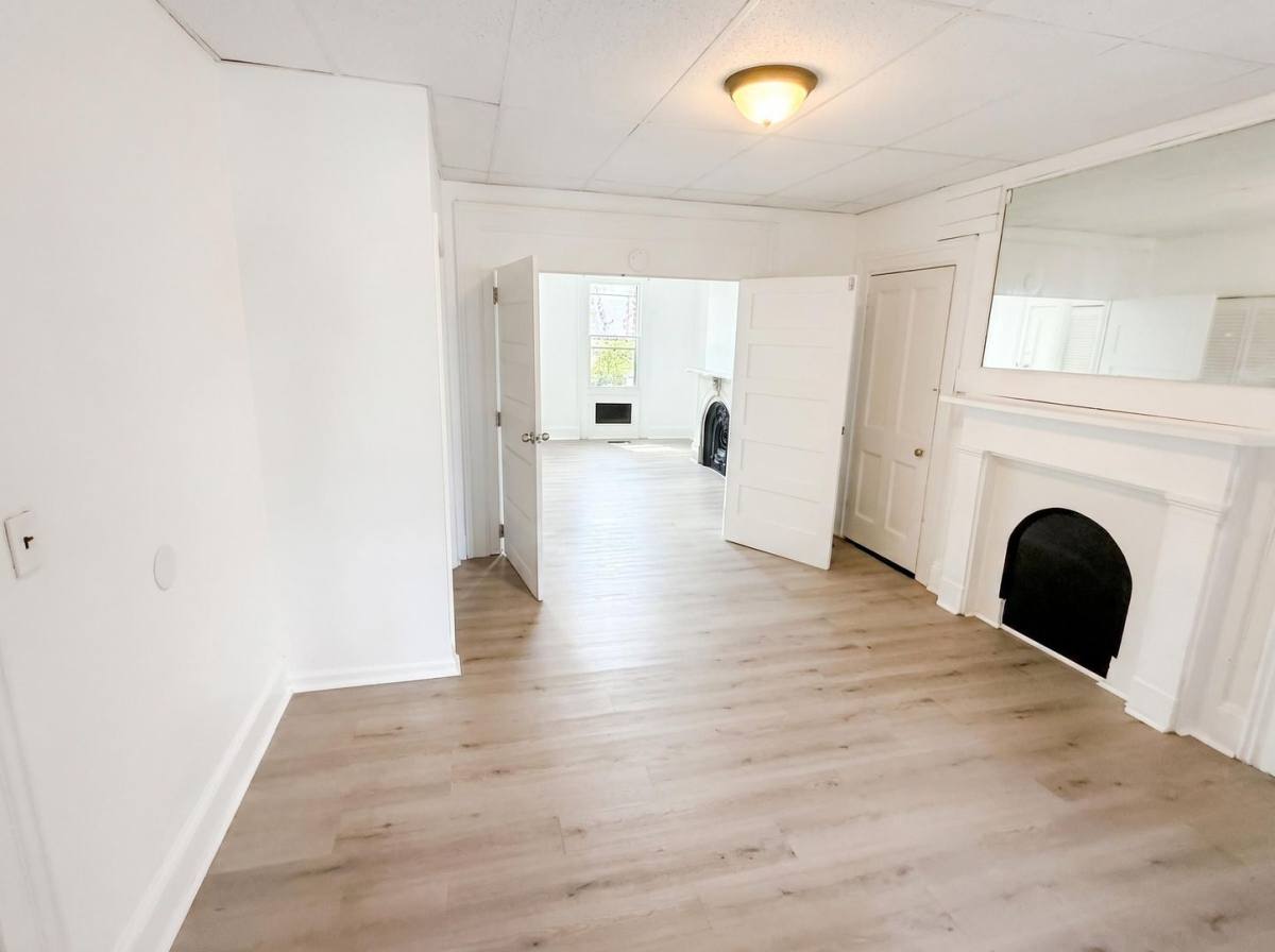Apartment for rent at 220 Wall St, Kingston, NY 12401