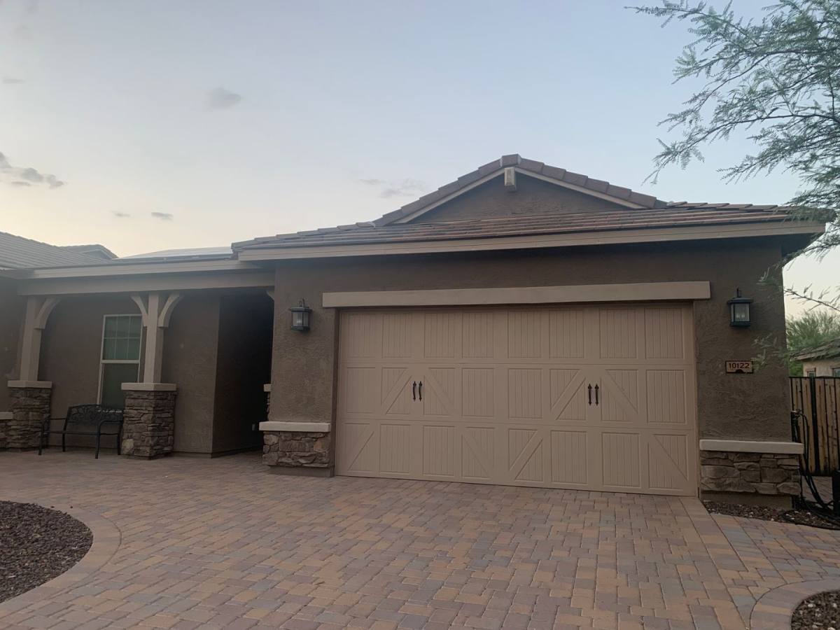 House for rent at 10122 W El Cortez Place, Peoria, AZ 85383