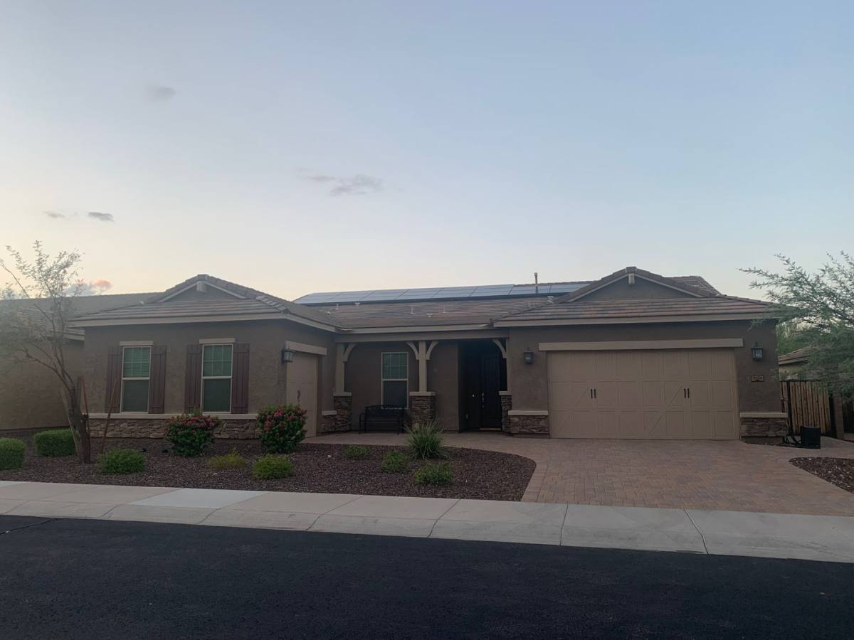 House for rent at 10122 W El Cortez Place, Peoria, AZ 85383