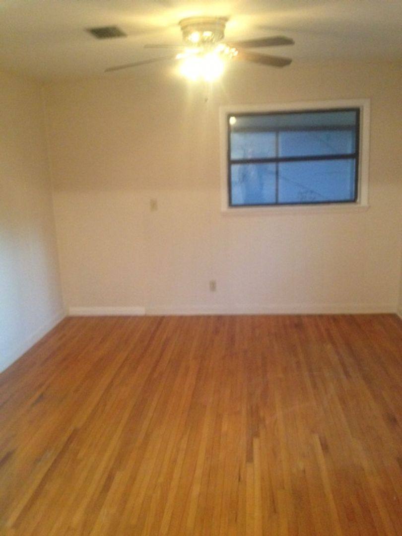 House for rent at 3966 Bess Rd, Jacksonville, FL 32277