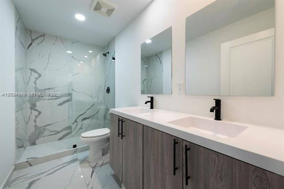 House for rent at 1327 NW 2nd Lane, Homestead, FL 33034