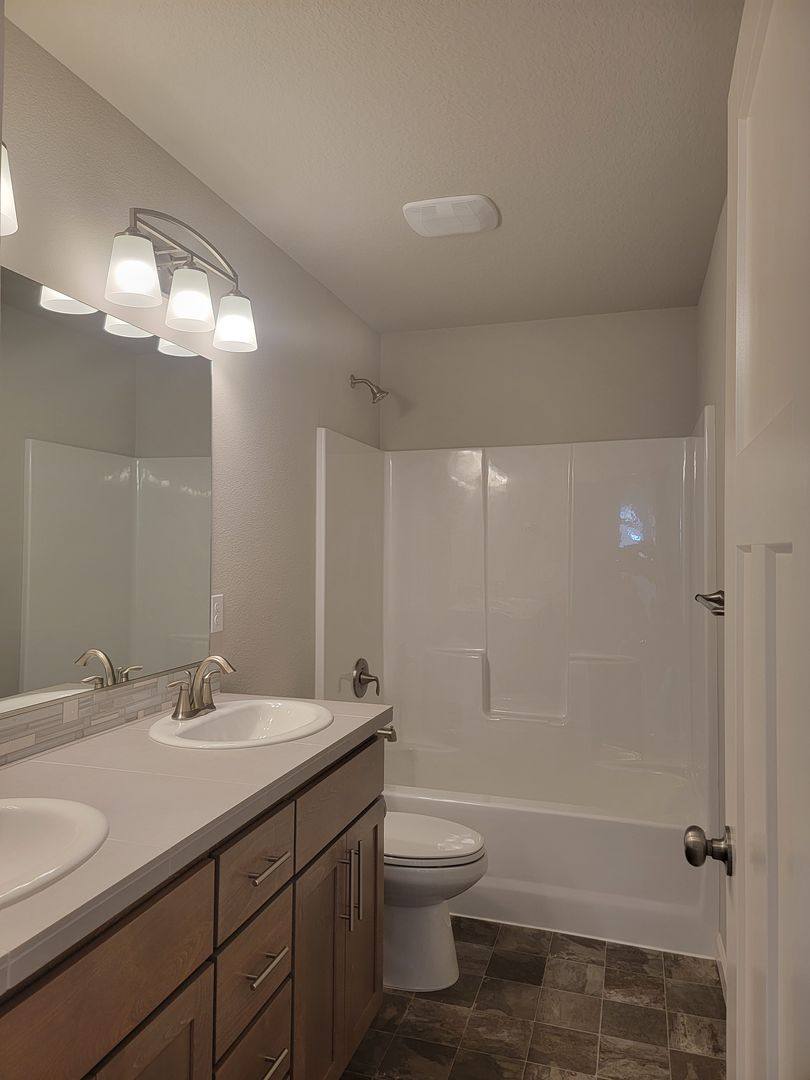 House for rent at 1522 Nolan Ave SE, Albany, OR 97322