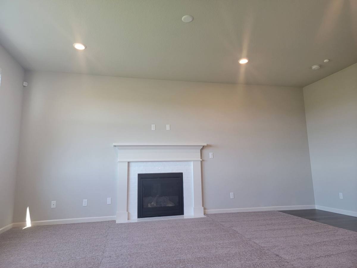 House for rent at 1522 Nolan Ave SE, Albany, OR 97322