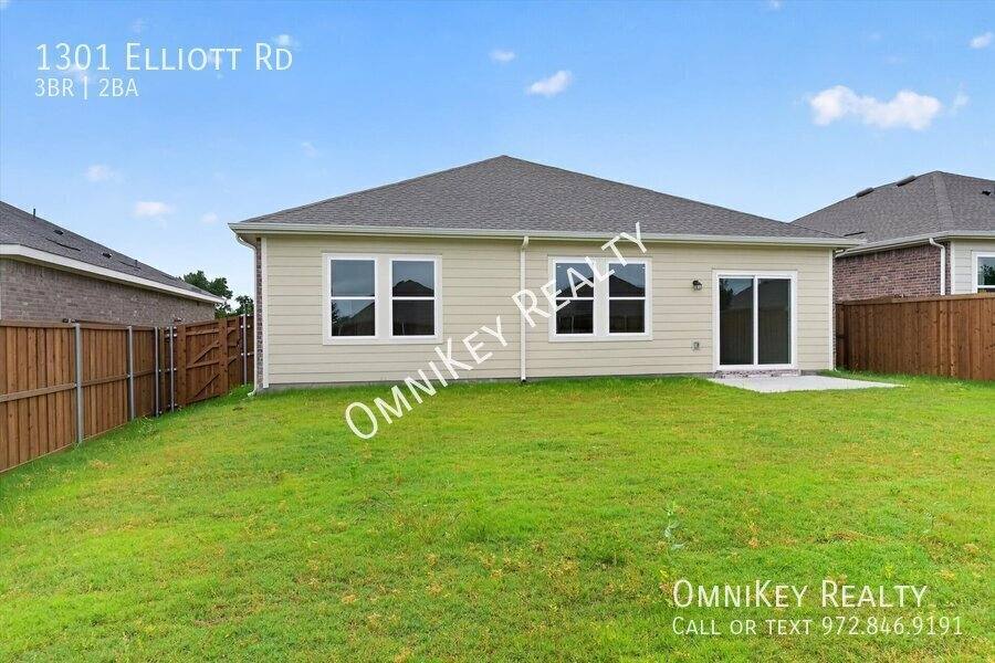 House for rent at 1301 Elliott Rd, Howe, TX 75459
