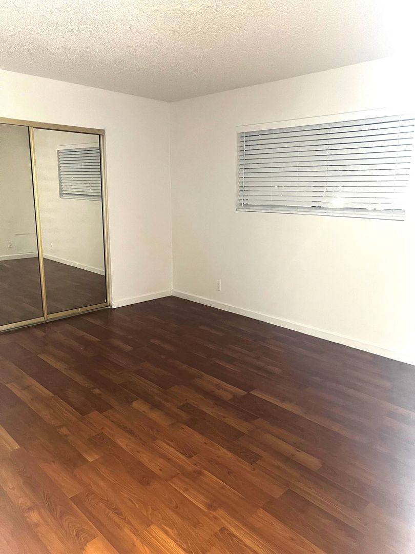 Apartment for rent at 13921 Yukon Ave, Hawthorne, CA 90250