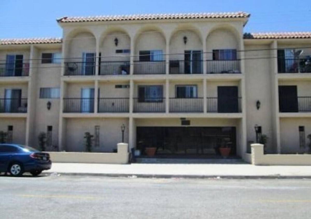 Apartment for rent at 13921 Yukon Ave, Hawthorne, CA 90250