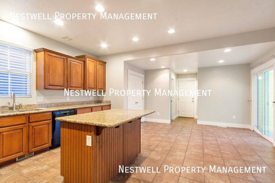 House for rent at 10494 S Ojibwa Lane, South Jordan, UT 84009