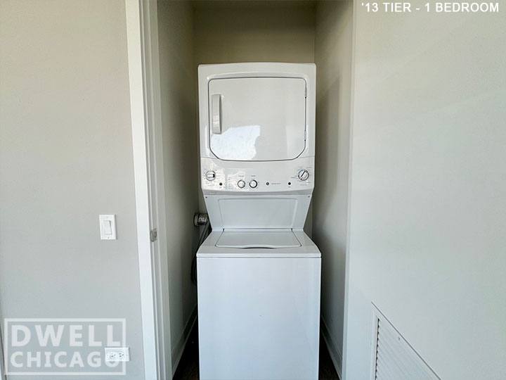 Apartment for rent at 740 N Aberdeen St, Chicago, IL 60642