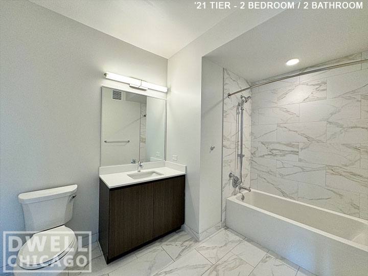 Apartment for rent at 740 N Aberdeen St, Chicago, IL 60642