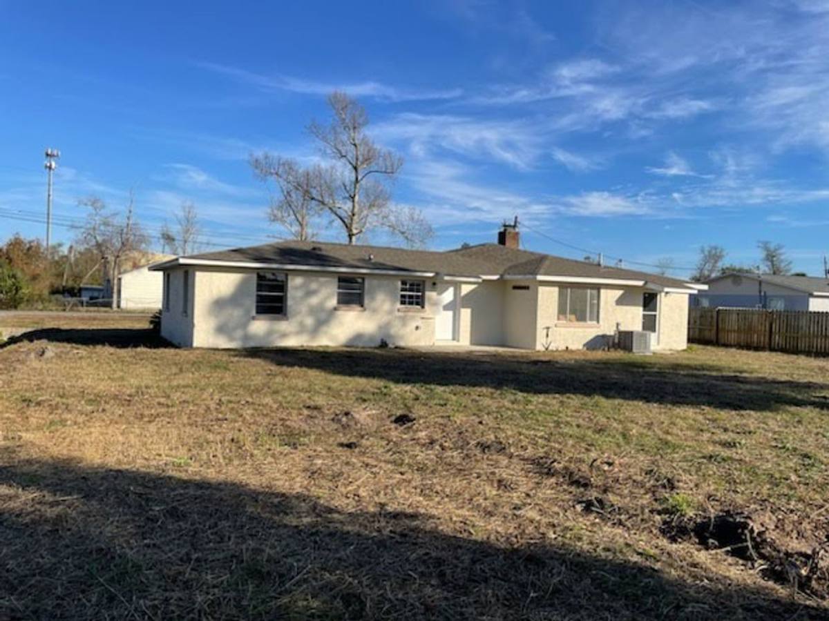 House for rent at 129 Seneca Ave, Panama City, FL 32404