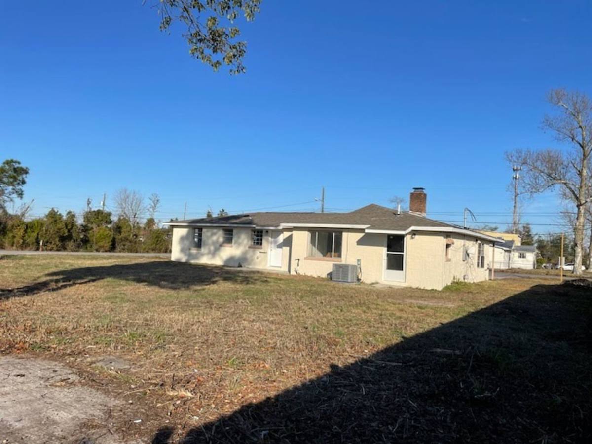 House for rent at 129 Seneca Ave, Panama City, FL 32404