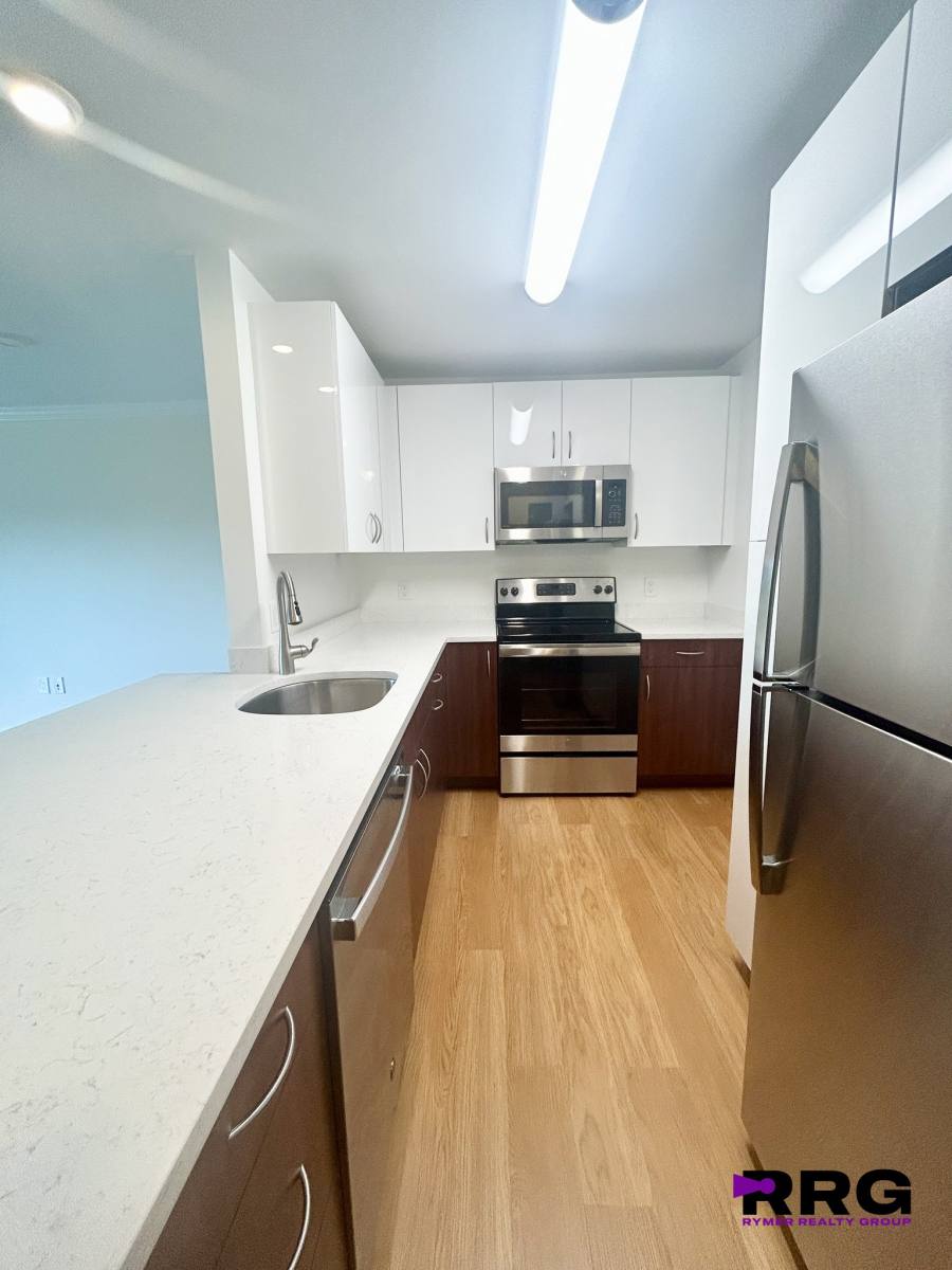 Apartment for rent at 14 Temple St, Framingham, MA 01702