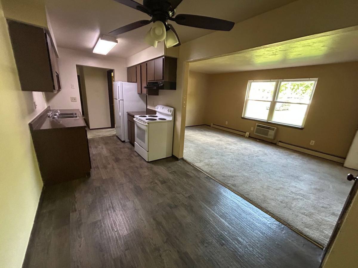 Apartment for rent at 60 Bluemound Court, Appleton, WI 54914