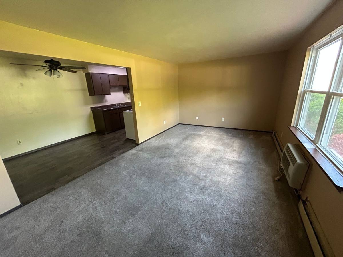 Apartment for rent at 60 Bluemound Court, Appleton, WI 54914
