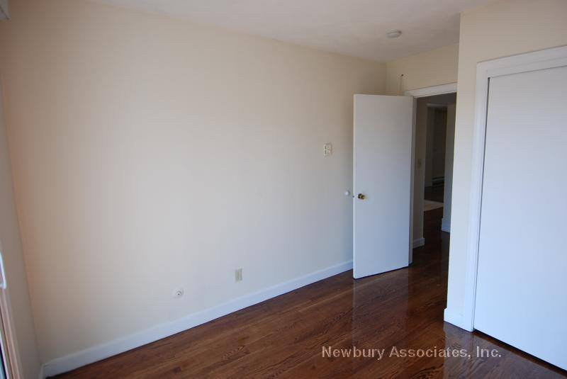 Apartment for rent at 94-96 Tyler St, Boston, MA 02111
