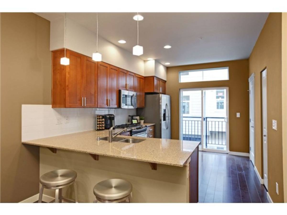 Townhouse for rent at 2161 NW Talus Dr, Issaquah, WA 98027