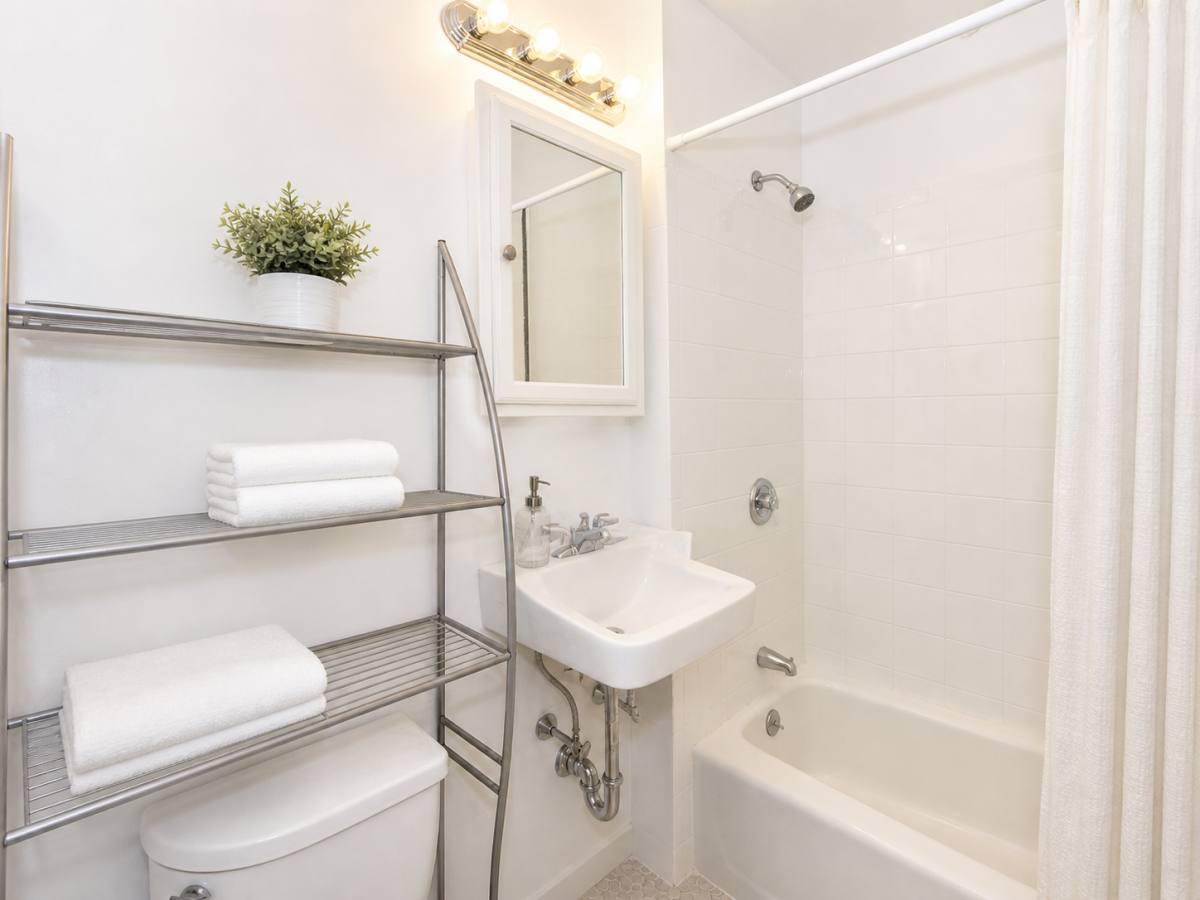 Apartment for rent at 27 Glenville Ave #6, Allston, MA 02134