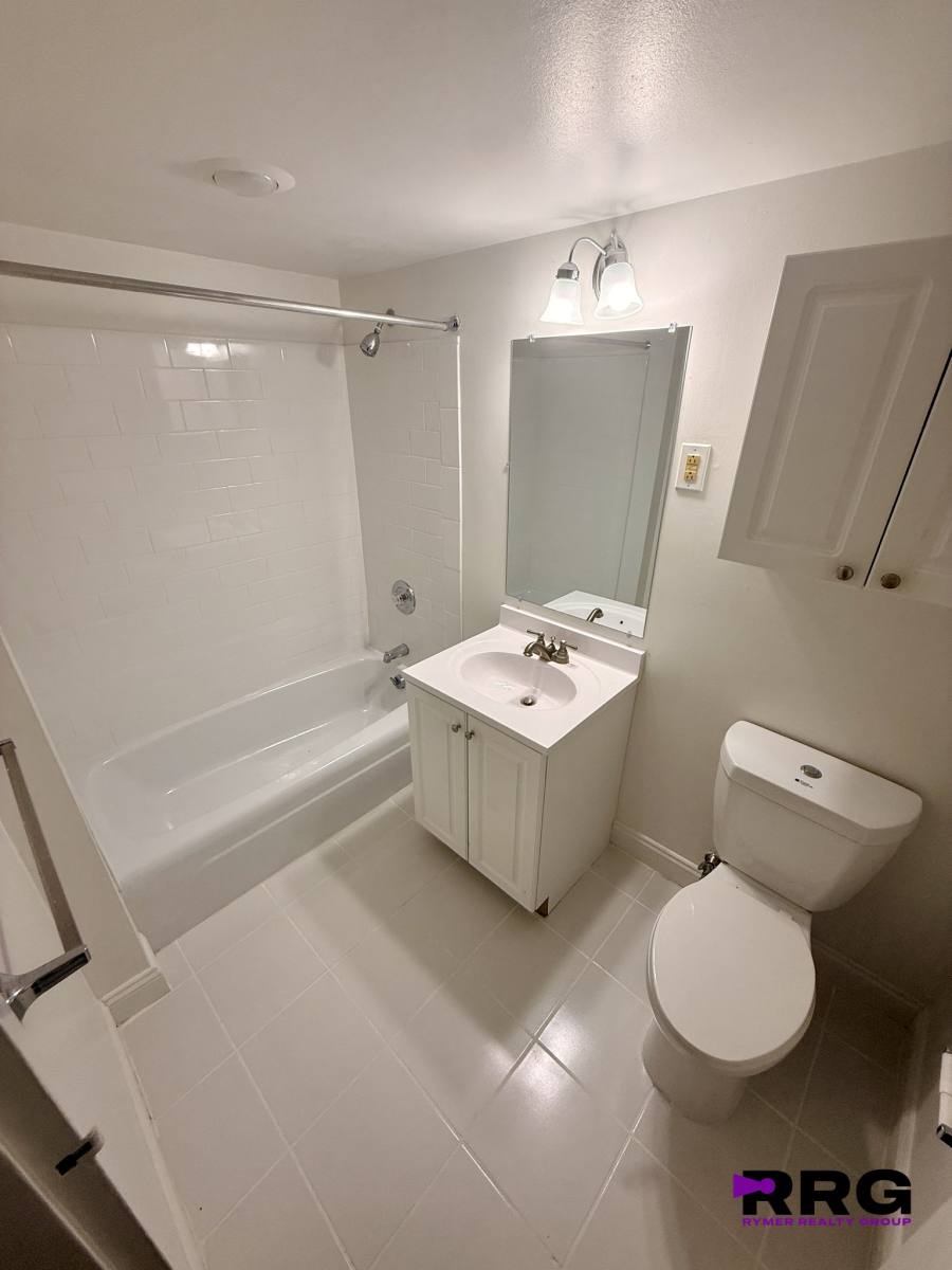 Apartment for rent at 1300 Worcester Rd, Framingham, MA 01702