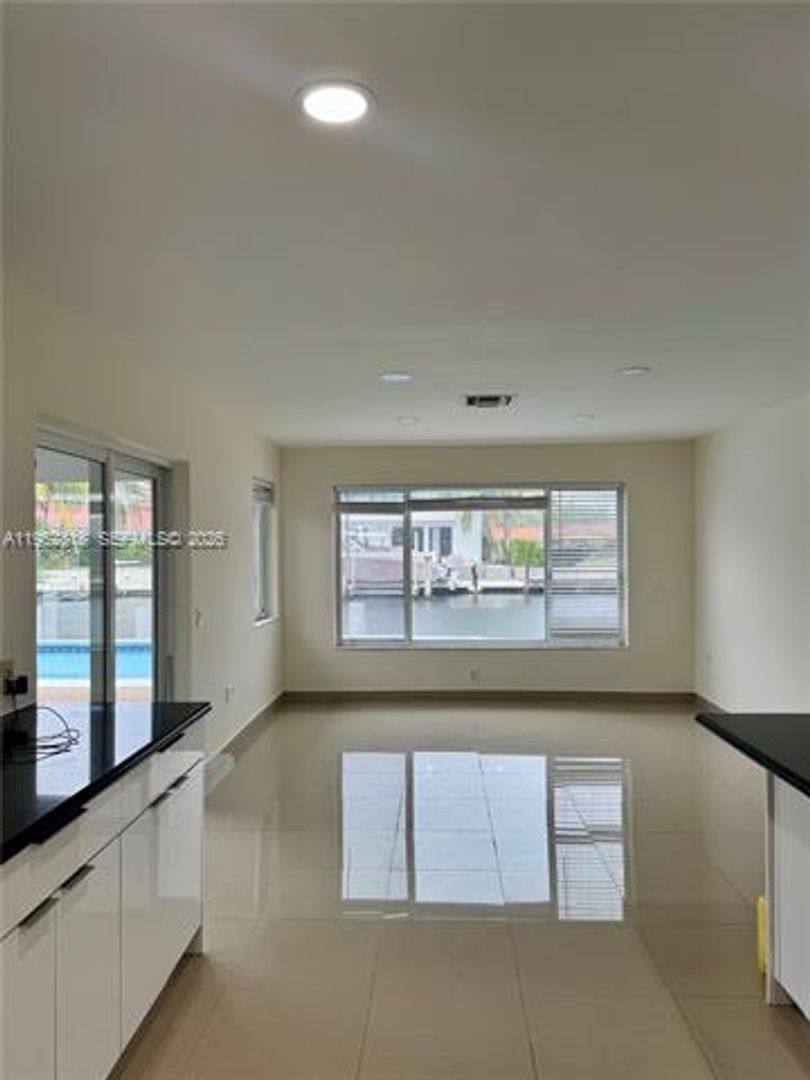 House for rent at 16453 NE 33rd Ave, North Miami Beach, FL 33160