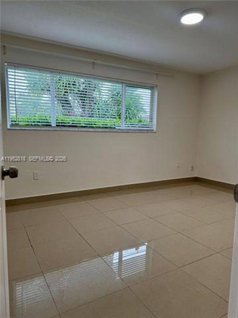 House for rent at 16453 NE 33rd Ave, North Miami Beach, FL 33160