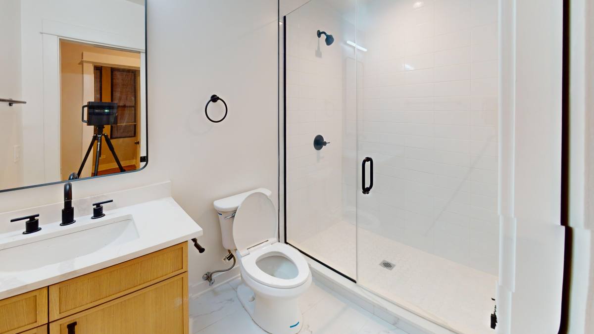 Apartment for rent at 2403 N Kedzie Blvd, Chicago, IL 60647