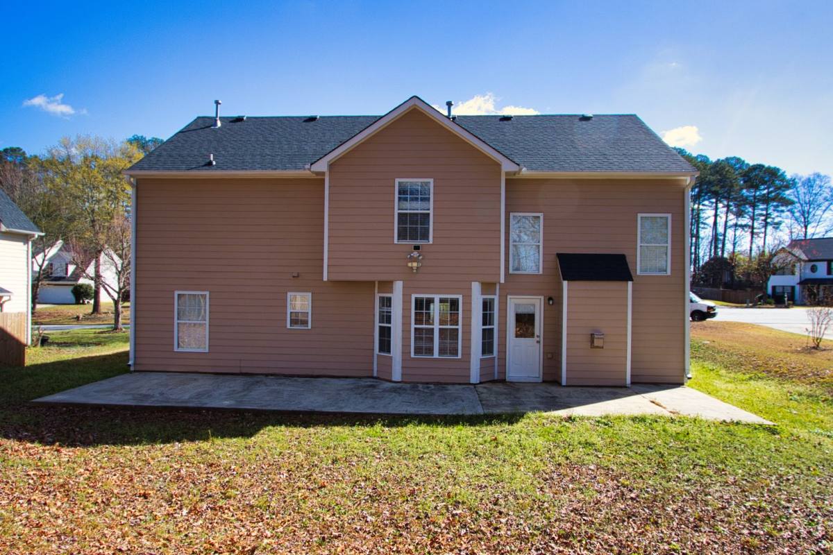 House for rent at 585 Chapel Walk Lane, Lawrenceville, GA 30045