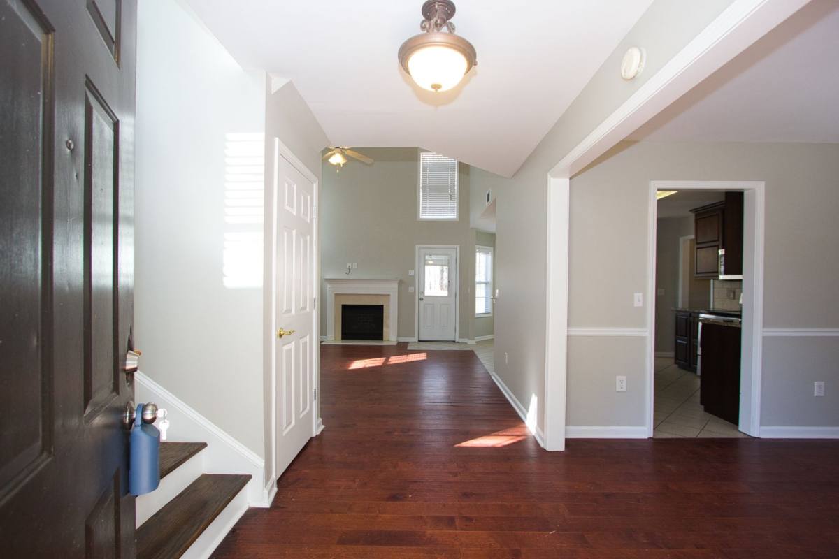 House for rent at 585 Chapel Walk Lane, Lawrenceville, GA 30045