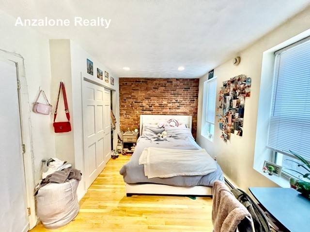 House for rent at 14 1 2 Hull St #3, Boston, MA 02113