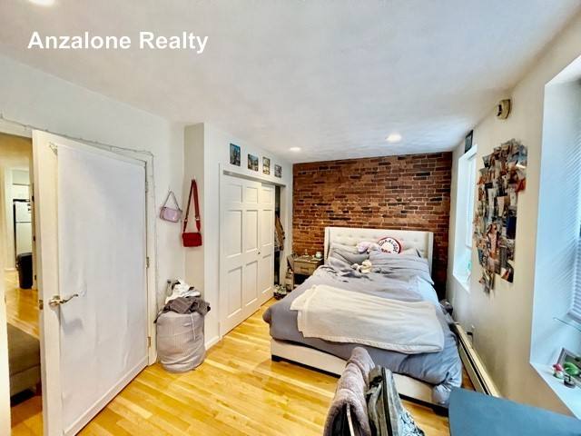 House for rent at 14 1 2 Hull St #3, Boston, MA 02113