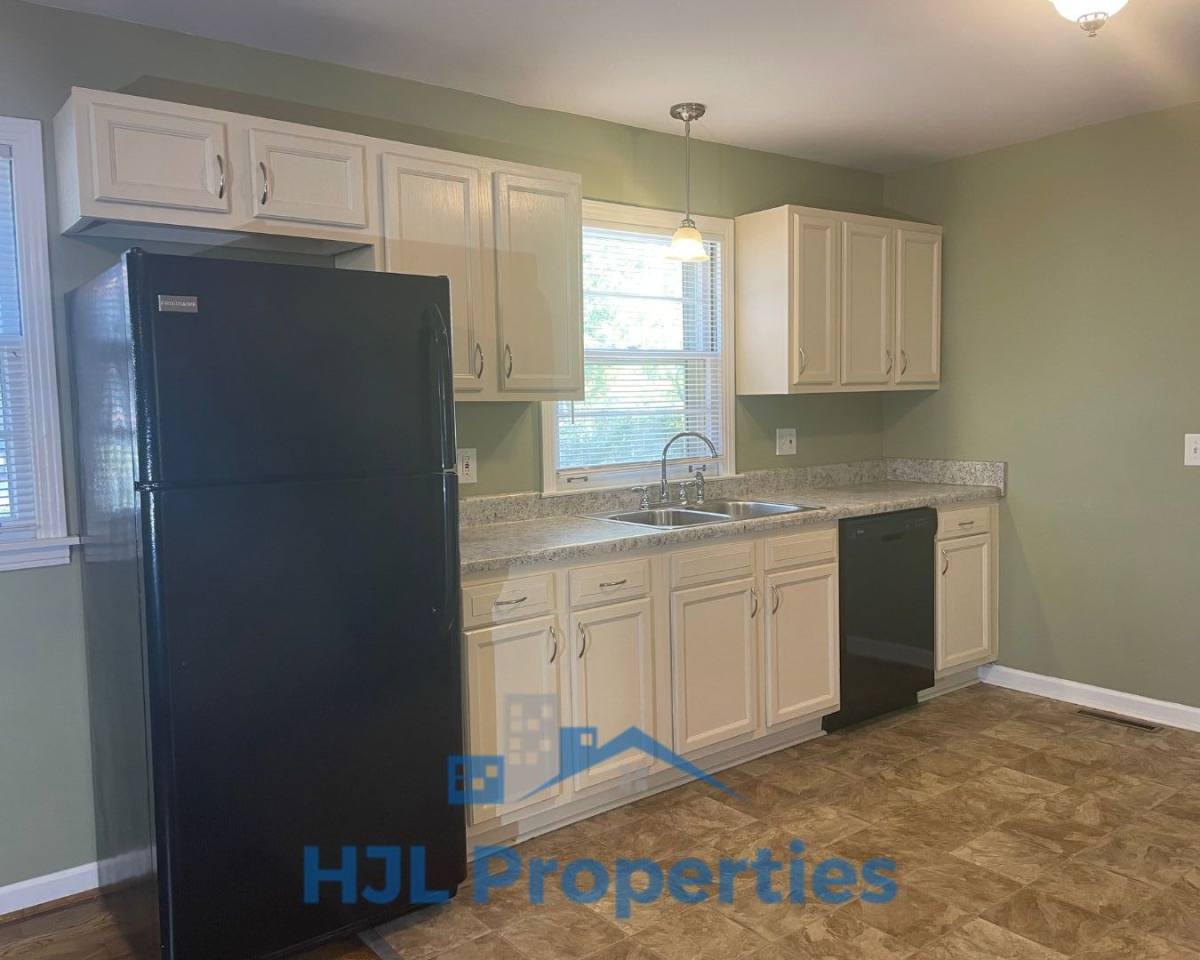 House for rent at 106 Graeme Dr, Nashville, TN 37214