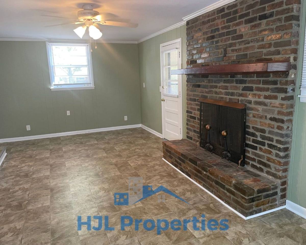 House for rent at 106 Graeme Dr, Nashville, TN 37214