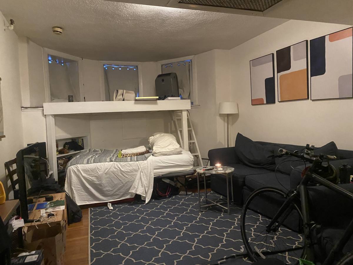 Apartment for rent at 289 Newbury St #1, Boston, MA 02116