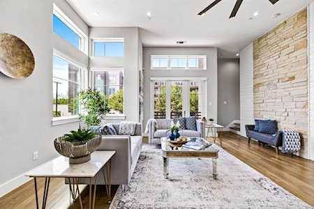 Apartment for rent at 3030 Bryan St #ID11944, Dallas, TX 75204