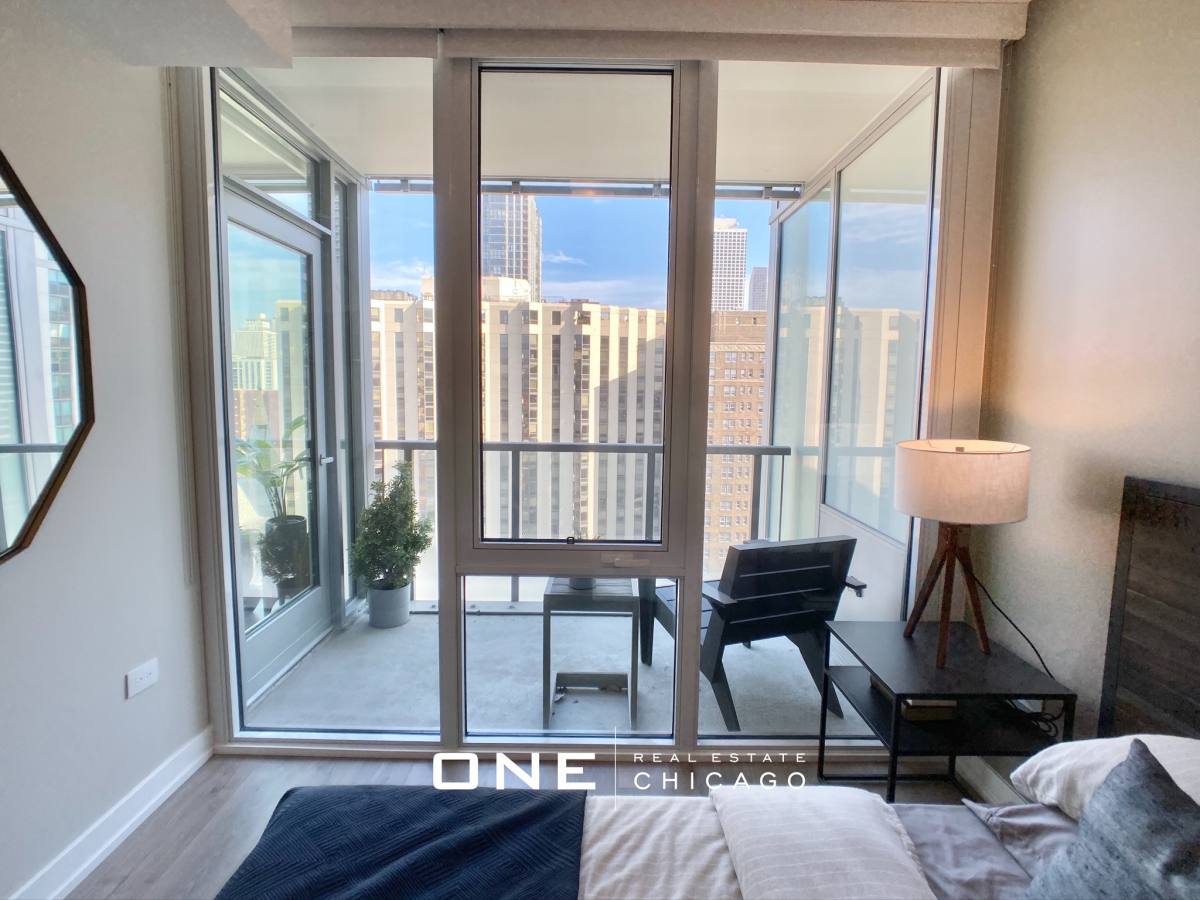 Apartment for rent at 204 W Hill #3, Chicago, IL 60610