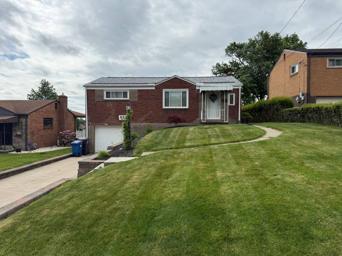 House for rent at 623 Jenne Dr, Pittsburgh, PA 15236